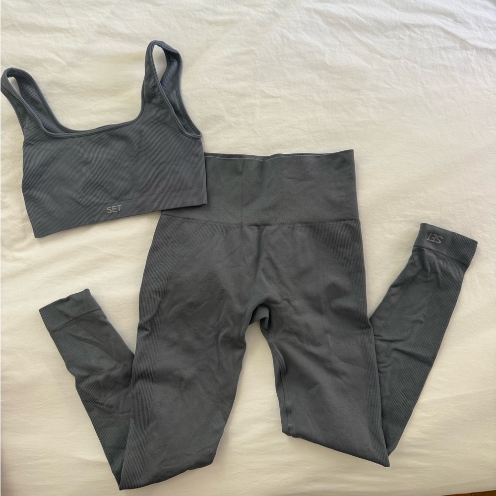 SET Active Gray Leggings and Top Set